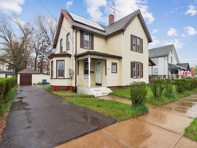 284 Burnside Avenue, East Hartford, CT, 06108