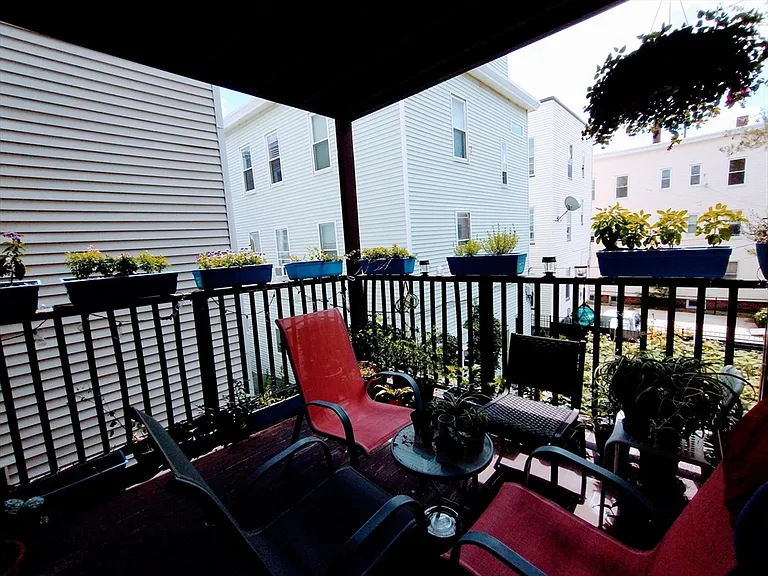 10 Hardwick St #3 — Photo 5