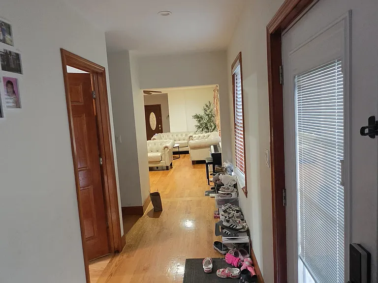 236 Cross St #1 — Photo 4