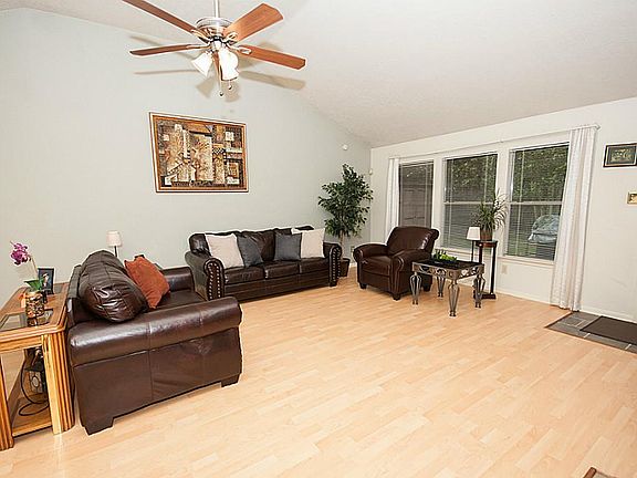 4th image of 19323 Misty Cove Dr