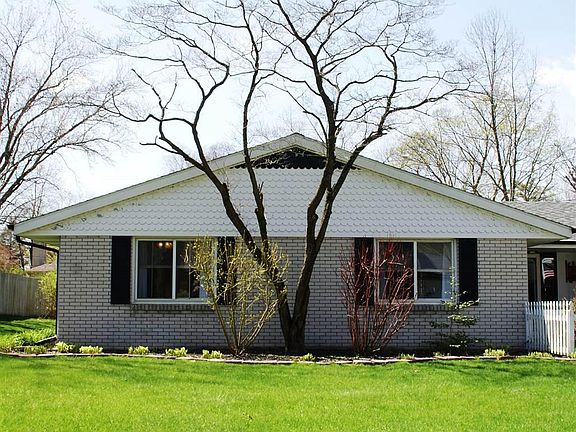 2nd image of 1511 Birch Dr