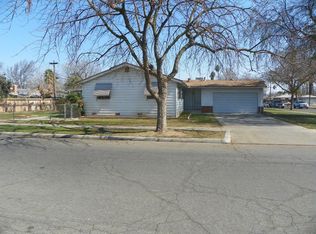 4627 E Hamilton Ave, Fresno, CA 93702