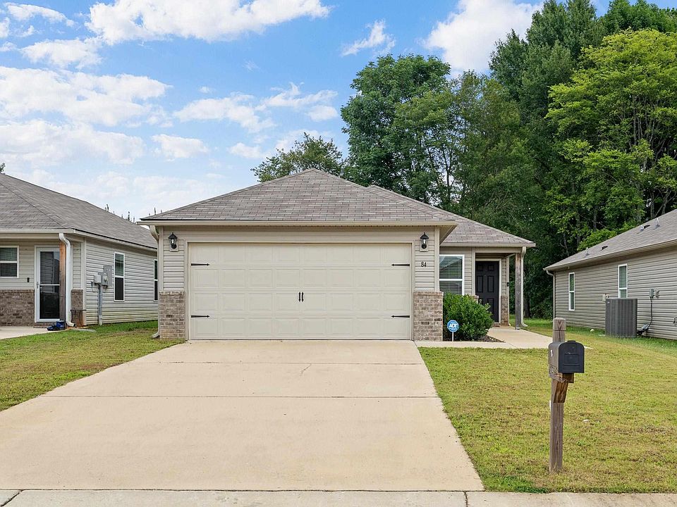 1st image of 84 Jonathan Dr