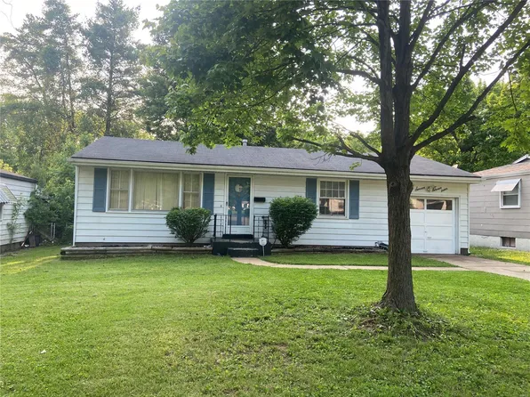 9717 Calumet Dr, Saint Louis, MO 63137