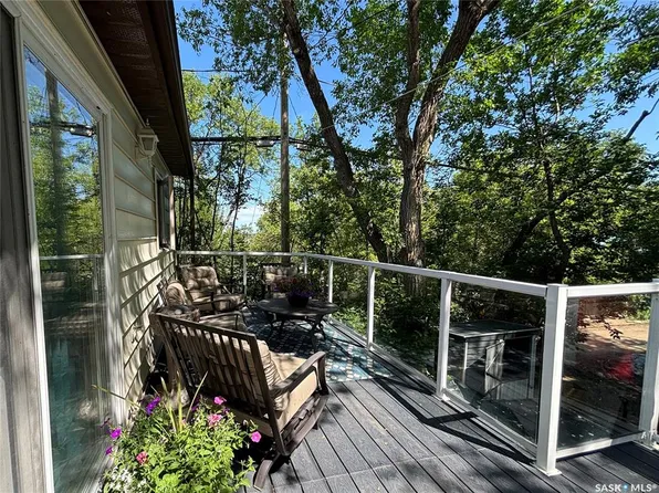 232 Green AVENUE, Regina Beach, SK S0G 4C0