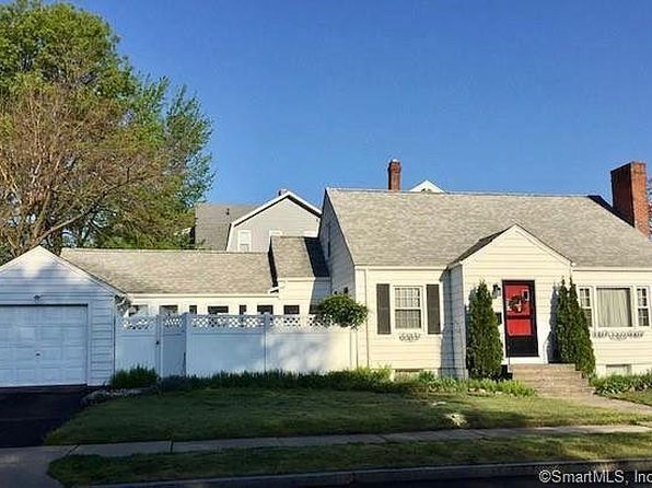 35 Ahern St