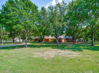 530 Allen Ln, Midlothian, TX 76065