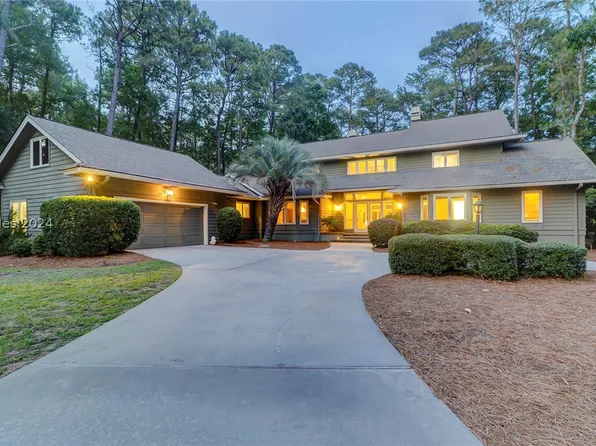 18 Fairlawn Ct, Hilton Head Island, SC 29926