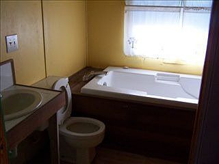 5th image of 4025 Carrol Ave