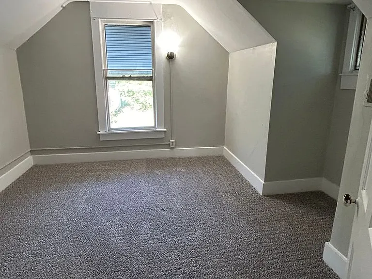 1822 Main St — Photo 13