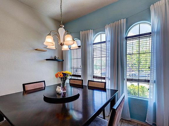 DSC_5328_29_30_31_32