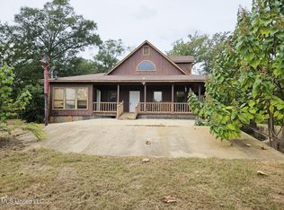 1020 Diane Cir, Summit, MS 39666