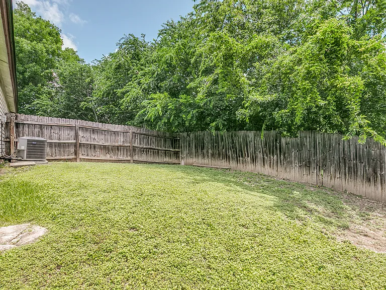 14442 Woods Hole Dr — Photo 25