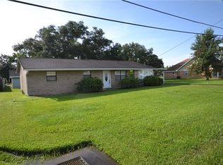 311 Davis Dr, Luling, LA 70070