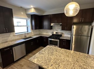 1140 Maple Ave APT 2, Evanston, IL 60202