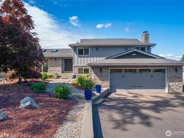 11719 8th Street E, Edgewood, WA 98372