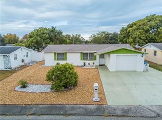 9121 Saint Regis Ln, Port Richey, FL 34668