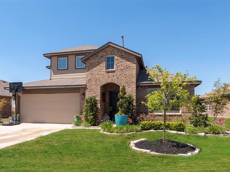 1st image of 2926 McDonough Way
