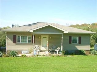 496 Kings Rd, Apollo, PA 15613