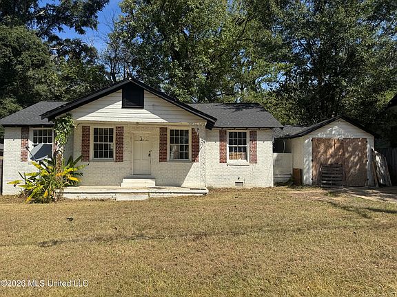 2nd image of 146 Treehaven Dr