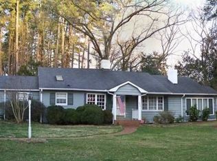 415 Fairfax Dr, Winston Salem, NC 27104