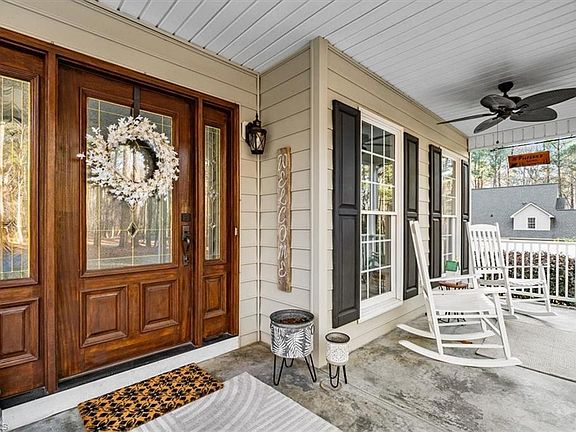 4th image of 1252 Providence Church Rd