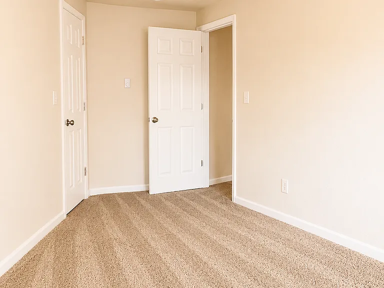 123 W Birch St #4 — Photo 6