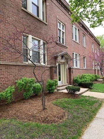 1st image of 1339 W Loyola Ave #1E