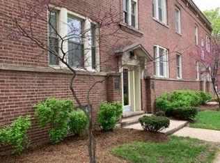 1339 W Loyola Ave #1E, Chicago, IL 60626