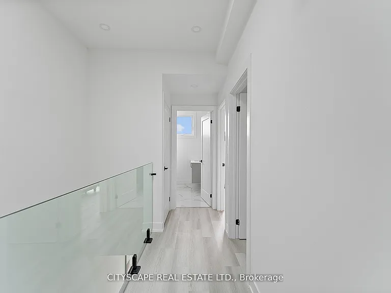 587 Oakwood Ave #3 — Photo 18