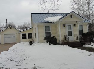 642 E 3rd St, Owen, WI 54460