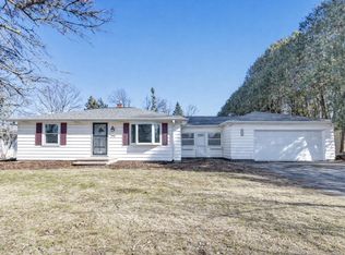 2940 N Oneida St, Appleton, WI 54911