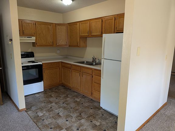 3rd image of 2208 S Holt Ave APT 2