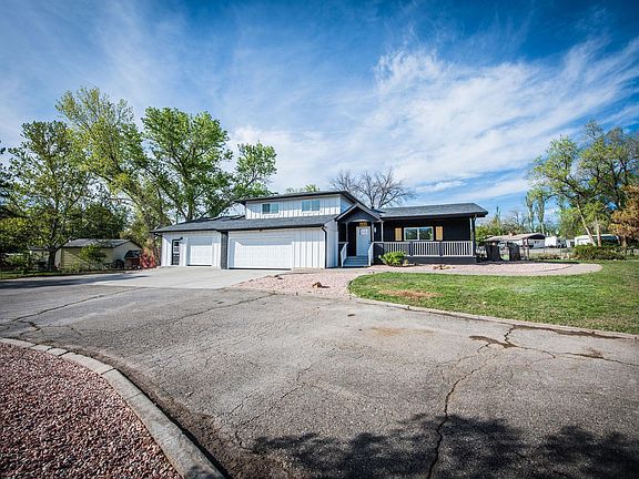 4th image of 684 Glen Caro Dr
