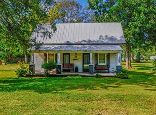 306 College St, Decherd, TN 37324