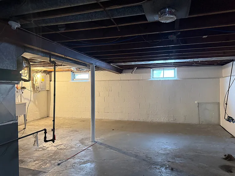 266 Hoover Dr — Photo 23