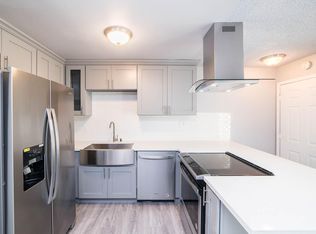 3025 E 5th St APT 20, Long Beach, CA 90814