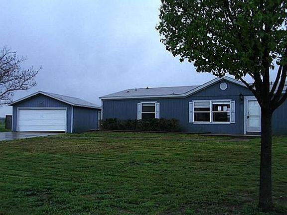 2nd image of 142 Golden Coast Cir