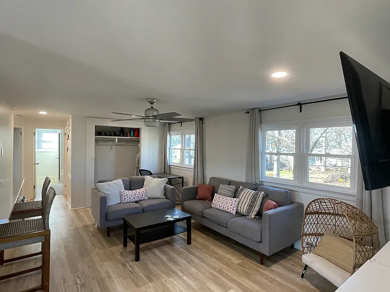 10 Braddock Dr — Photo 9
