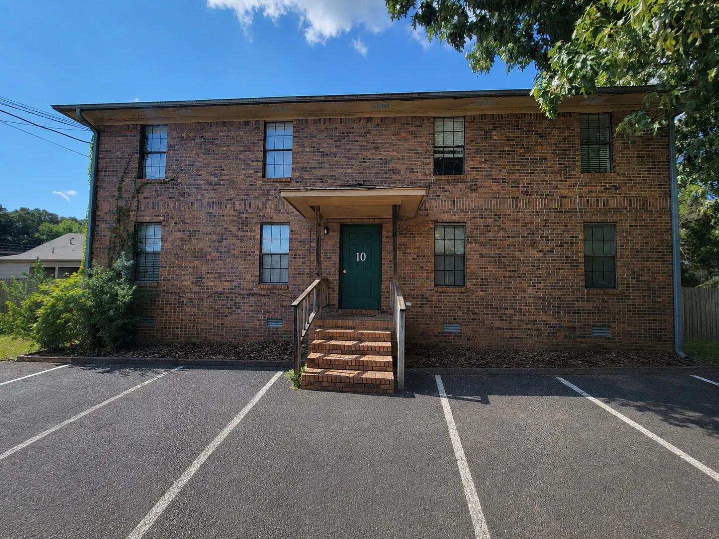 10 Brianfield Cove - D — Photo 1