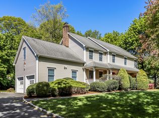 7 Richmond Dr, Darien, CT 06820