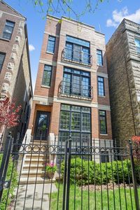3241 N Clifton Ave #1, Chicago, IL, 60657