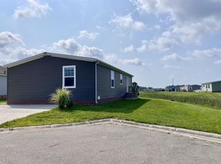 33168 Rose Bush Ct #335, New Haven, MI 48048