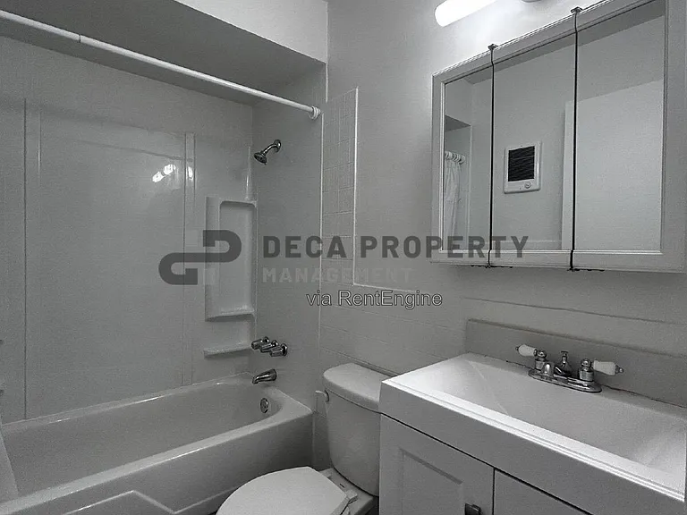 4020 Lindell Blvd #215 — Photo 17