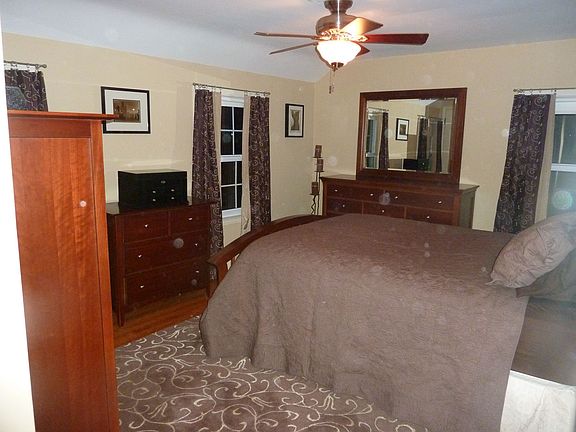 Master Bedroom 14x11