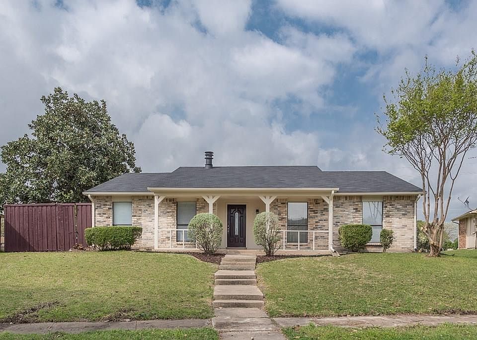1st image of 716 Green Canyon Dr
