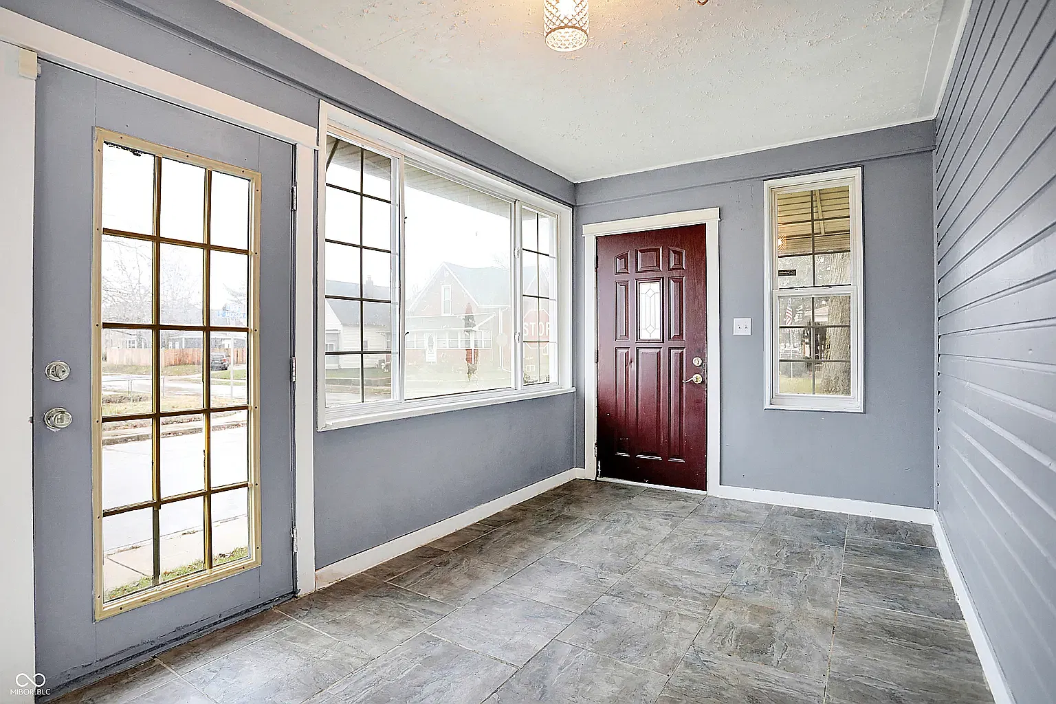 3 bed, 1170 sqft, $1,600 — Photo 2