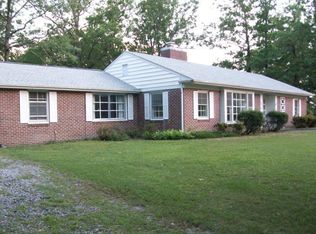403 Lincoln Ave, Jarratt, VA 23867
