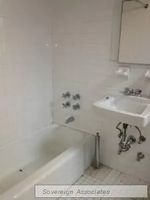 Rented by Sovereign Associates | media 57
