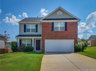 1426 River Run Rd, Lowell, NC 28098